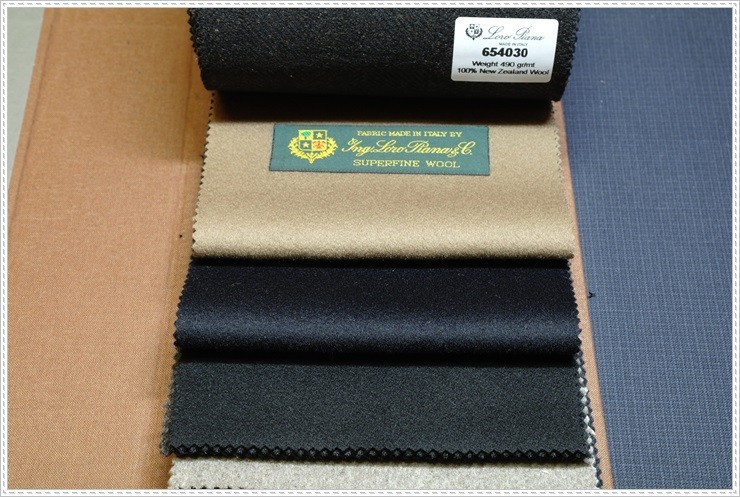 Overcoats ( 580 - 600 gm/mt ) 100% Wool